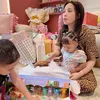 Unboxing Kado Ultah Pertama Baby Lily