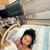 vannya istri arya bakrie momong anak