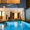 Kolam renang di villa Lesti Kejora