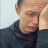 Wanda Hara Minta Maaf Sambil Menangis