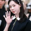 Potret Winter Aespa di Bandara dengan No-Eye Makeup