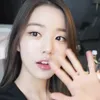 Potret Wonyoung IVE dengan Riasan Tipis