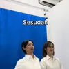 Potret Yono Bakrie Upload Video Bareng Cewek Cantik dan Foto Background Biru
