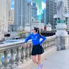 Tersenyum Lebar Penuh Kebahagiaan