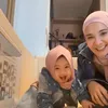  Zaskia Sungkar Kembaran dengan Baby Humaira