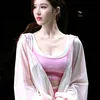 Zhao Lusi di Event Shanghai Fashion Week 2026