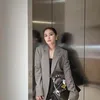 Prilly Latuconsina Tampil Stylish