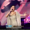 Celyna Grace di grand final Indonesian Idol