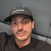 Mathis Molinie pakai topi