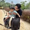 Aditya Zoni Momong Anak