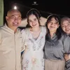 Kebersamaan Syifa Hadju dan Ayah Sambung