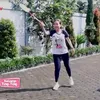 seleb main bulu tangkis, seleb jago main bulu tangkis, olahraga seleb