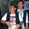 Idan dan Daus dalam perilisan single Nyanyi Lagi di Bintaro Sektor 3A Tangerang, Jumat (23/10/09)