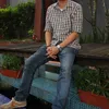 Antara Aku Atau Dia