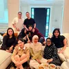 Rafathar bersama keluarga besar