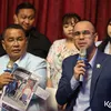 Raffi Ahmad bicara di depan media