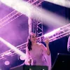 Raisa di atas panggung