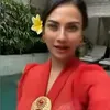 Potret Vanessa Angel kenakan busana tradisional bali.
