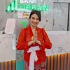 Potret Vanessa Angel kenakan busana tradisional bali.