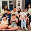 Potret 7 anak Pasha Ungu kumpul semua