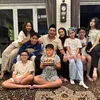 Potret 7 anak Pasha Ungu kumpul semua