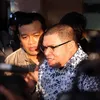 Razman Nasution, Vadel Badjideh, Kebohongan