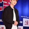 Lee Jong Suk