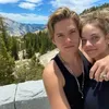 Barbara Palvin dan Dylan Sprouse