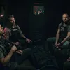 Para polisi di THE RIP berada di dalam mobil DEA
