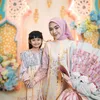 Ria Ricis dan Moana kompak pakai baju lebaran tema pink