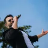 Ridho Rhoma nyanyi dengan bahagia