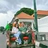Tissa Biani dan Dul Jaelani Naik Becak