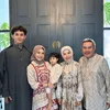 Rossa, Raina, Rizky Langit, dan keluarga