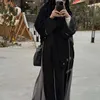 Rossa foto selfie saat umrah