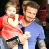 Harper Beckham Makan Es Krim