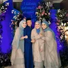 Ayu Ting Ting dan Keluarga