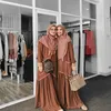 Zaskia Sungkar dan Sheeren Sungkar