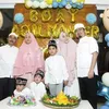 Potret kebersamaan Ustadz Solmed dang ibunya.