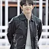 S.Coups SEVENTEEN Pakai Jaket Kulit