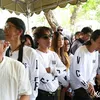 Bunda Iffet Kaus Putih