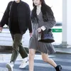 Lisa BLACKPINK di bandara