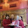 Seleb senior ngumpul rayakan ultah sahabat