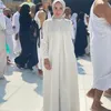 seleb umrah, seleb lakukan umrah, seleb umrah bulan ini