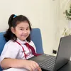Anak-anak seleb sekolah online