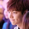 aktris dan aktor drama korea yang punya dimple