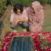 BCL Ziarah ke Makam Ashraf Sinclair