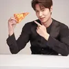 Lee Min Ho syuting iklan pizza
