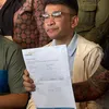Ruben Onsu pakai outer putih