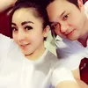 Farhat Abbas dan Regina