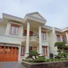 Rumah baru Fuji
